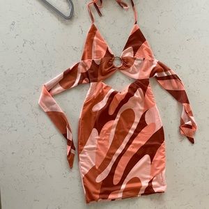 Retro dress with tags